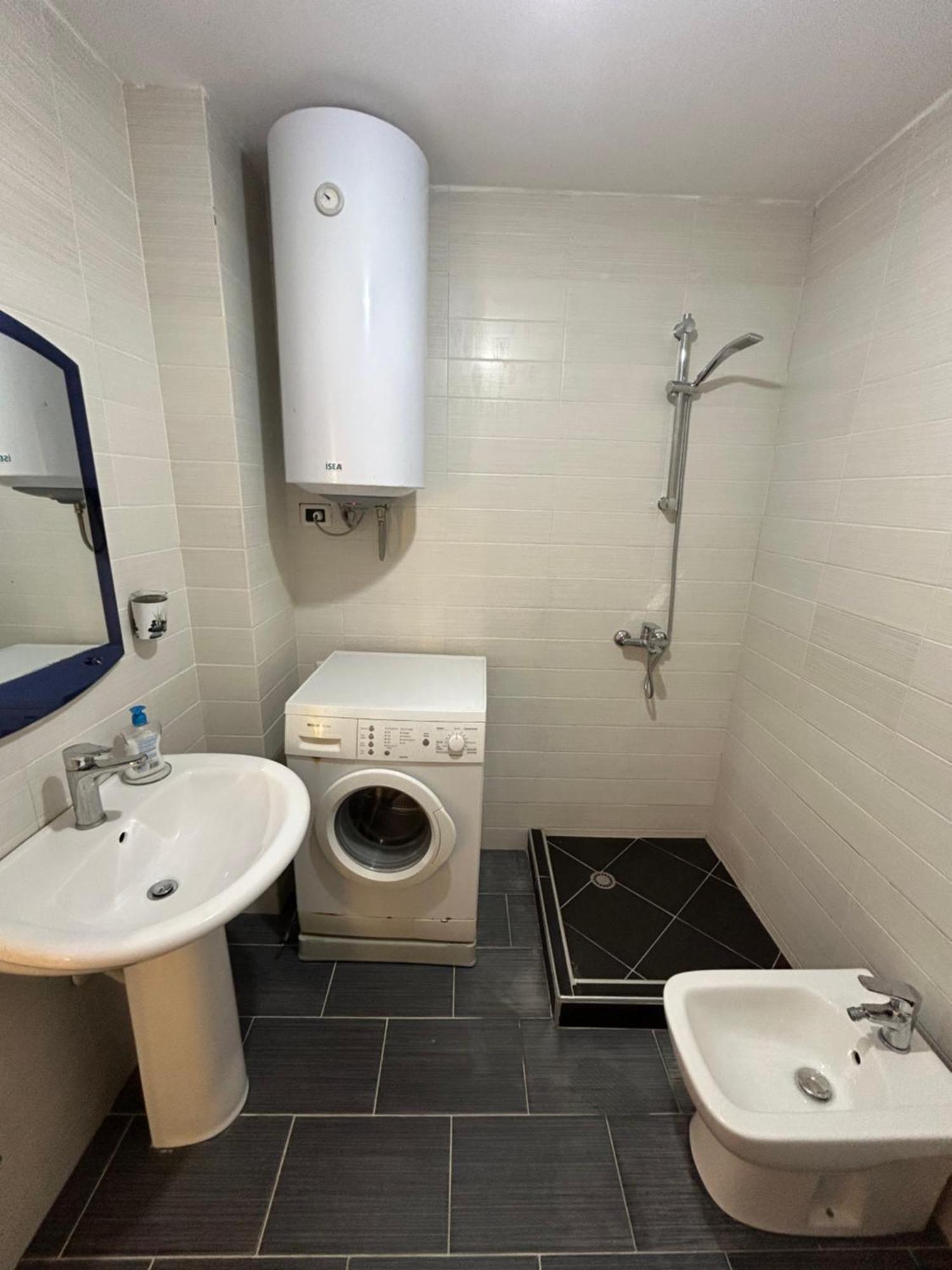 Apartment In Qerret 골렘 외부 사진